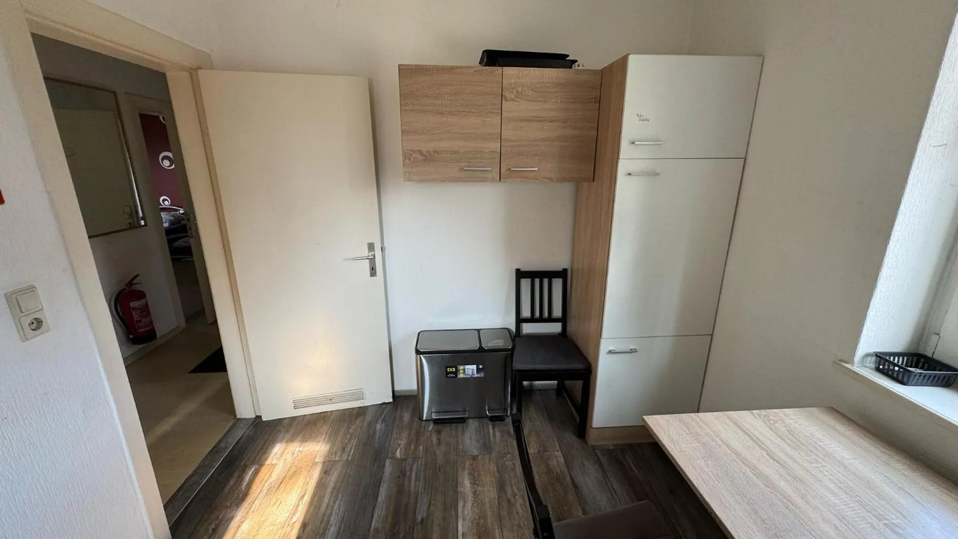 Ruhige 3-Zimmerwohnung Im Norden Bremens Fuer Monteure Und Geschaeftsreisende Pm 35 Og ドイツ